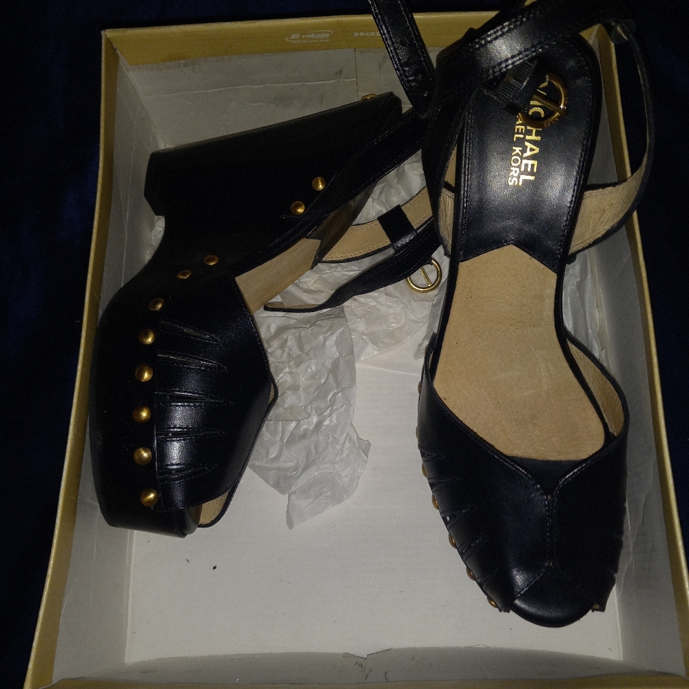 Micheal Kors Black Heels